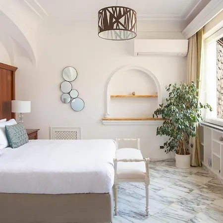 Pablo - Luxurious With Private Pool And Sea View Villa